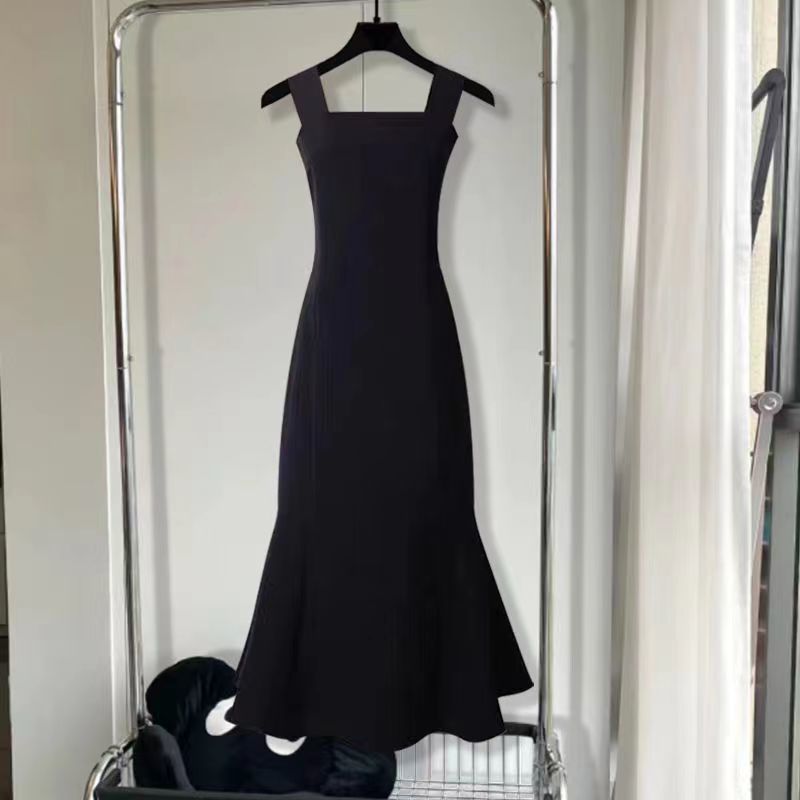 black dress