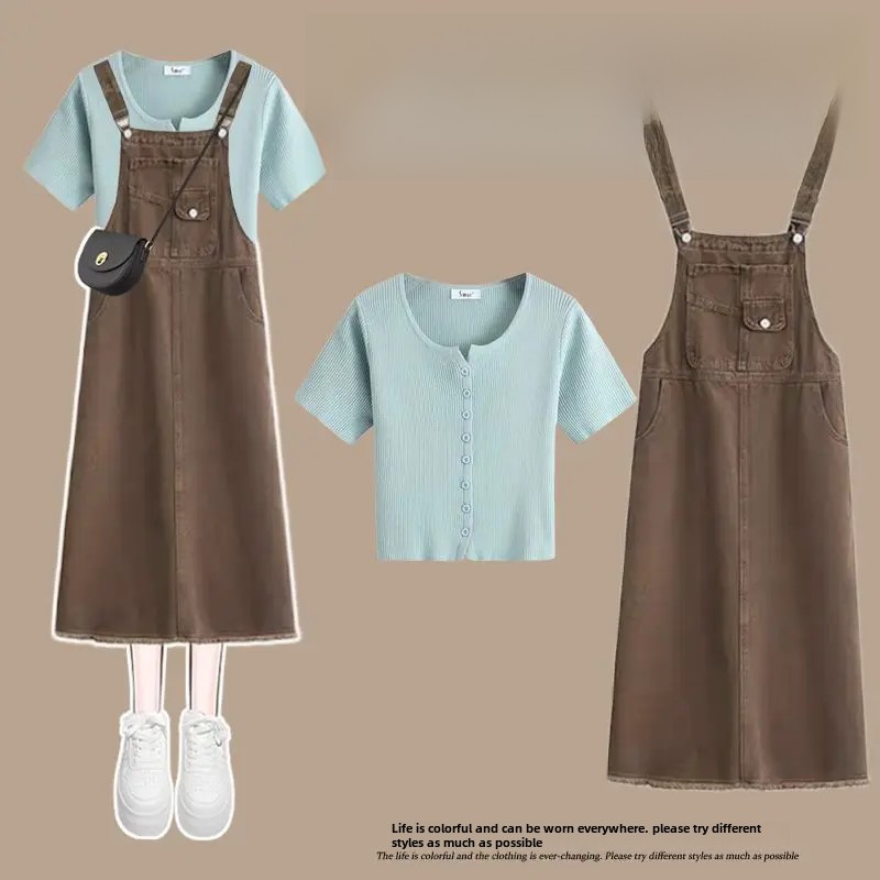 Blue T-shirt + Denim suspender skirt [two-piece set]]