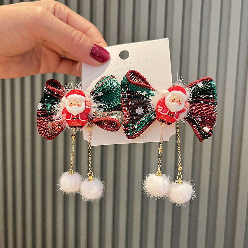 Pair of hair clips 1