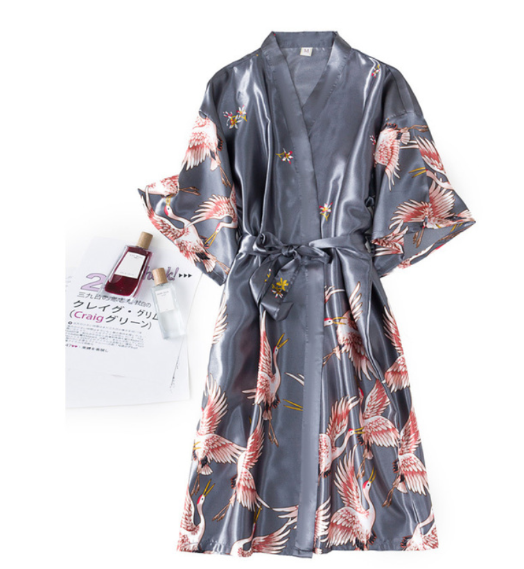 gray -Robe