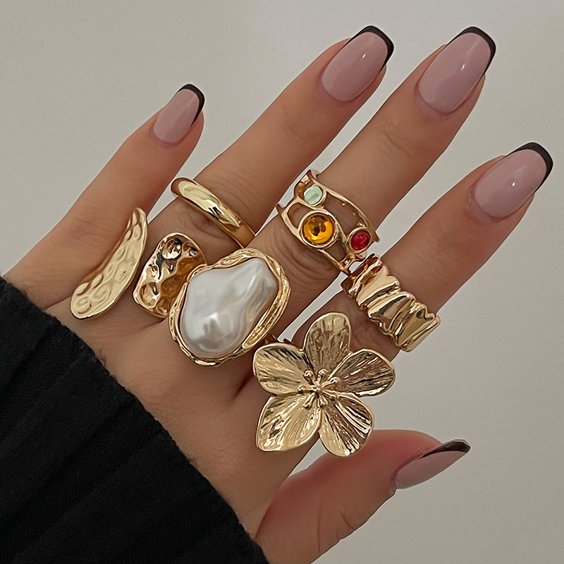 gold color