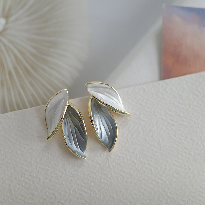 blue earring