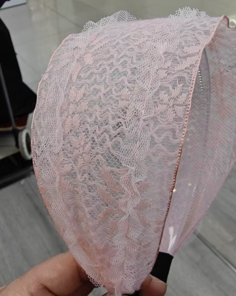 B pink