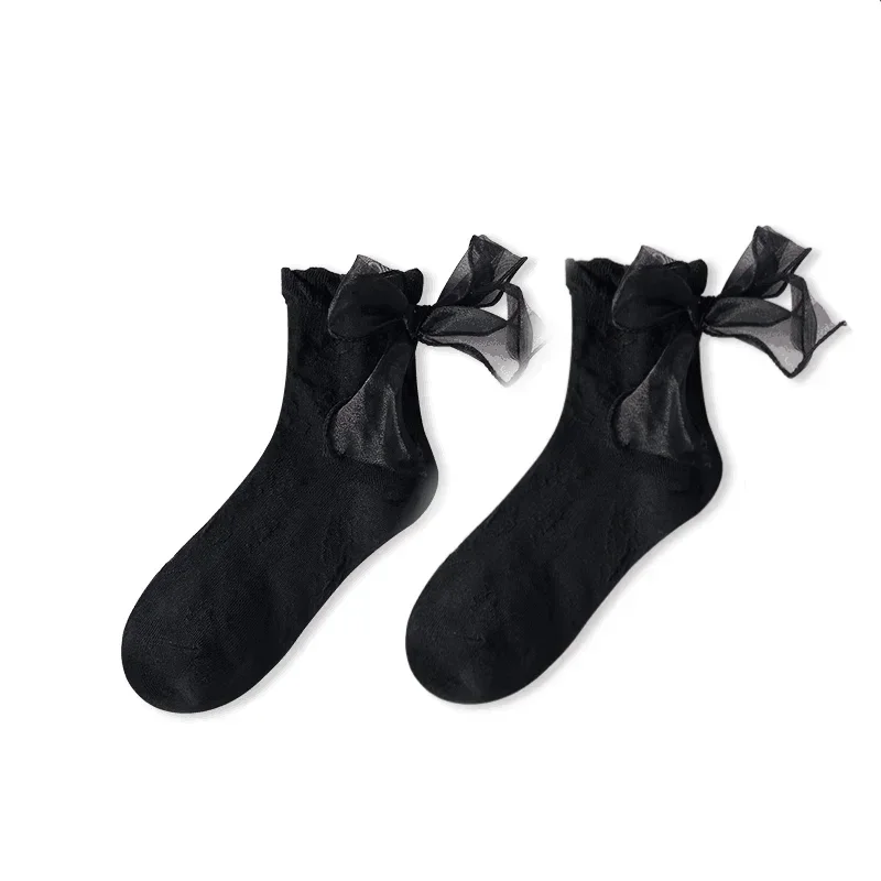 Black-Bow